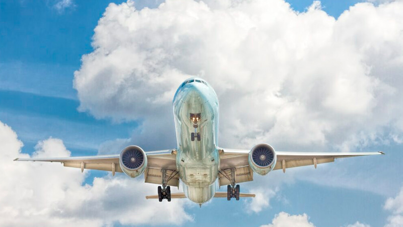 EE.UU. dicta alerta a pilotos sobre graves peligros en vuelos sobre México y regiones contiguas: ¿qué ocurre en el cielo?