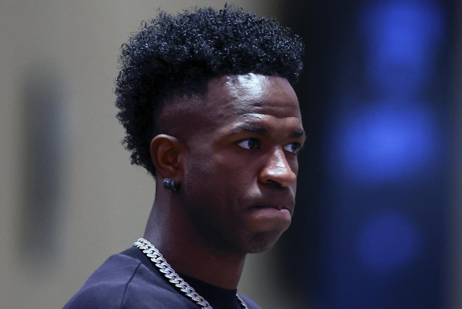 La oferta millonaria que pone en jaque el futuro del crack brasileño Vinícius: ¿Un camino hacia la Premier o un viaje sin regreso?